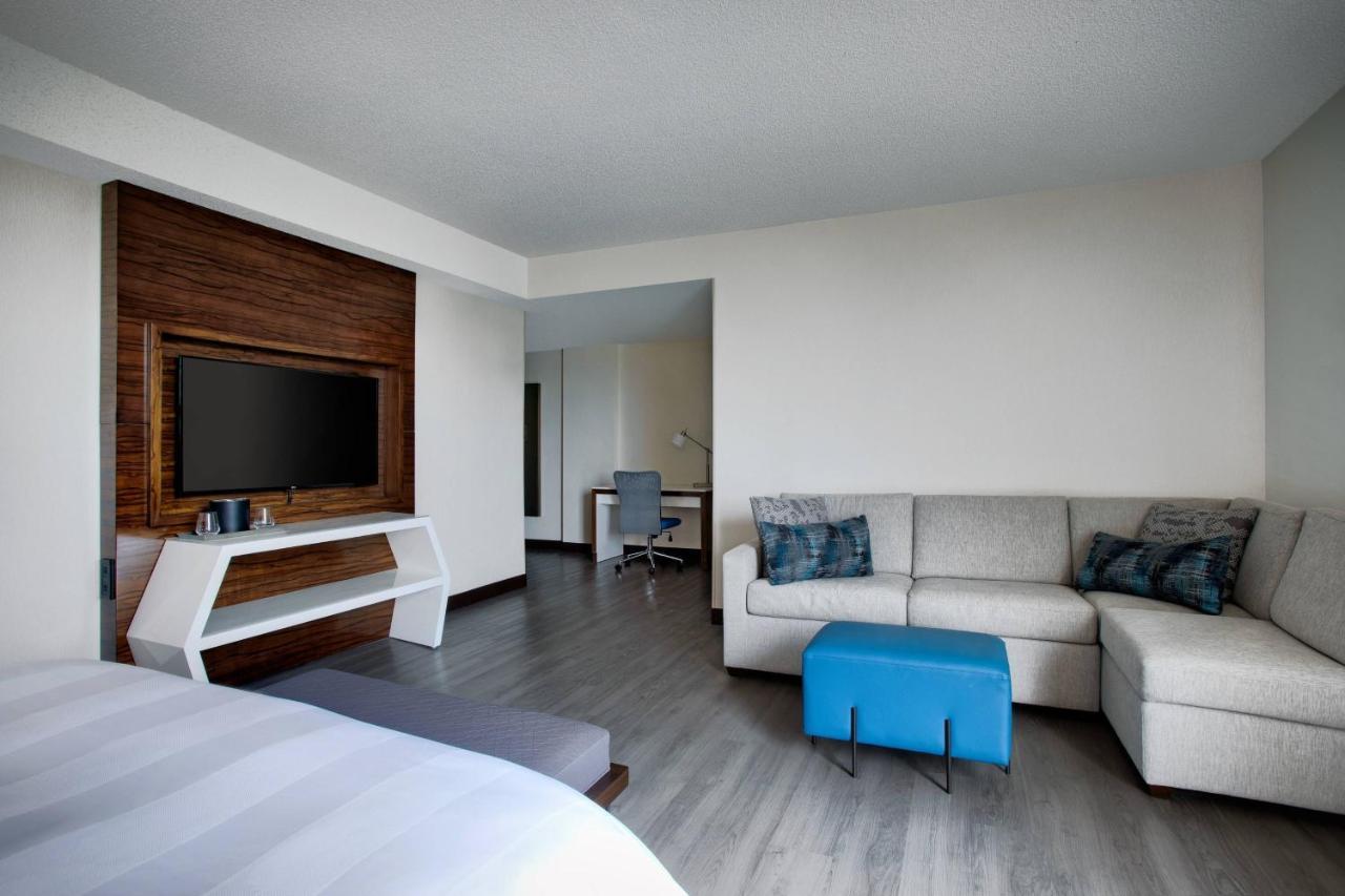 Greensboro-High Point Marriott Airport מראה חיצוני תמונה