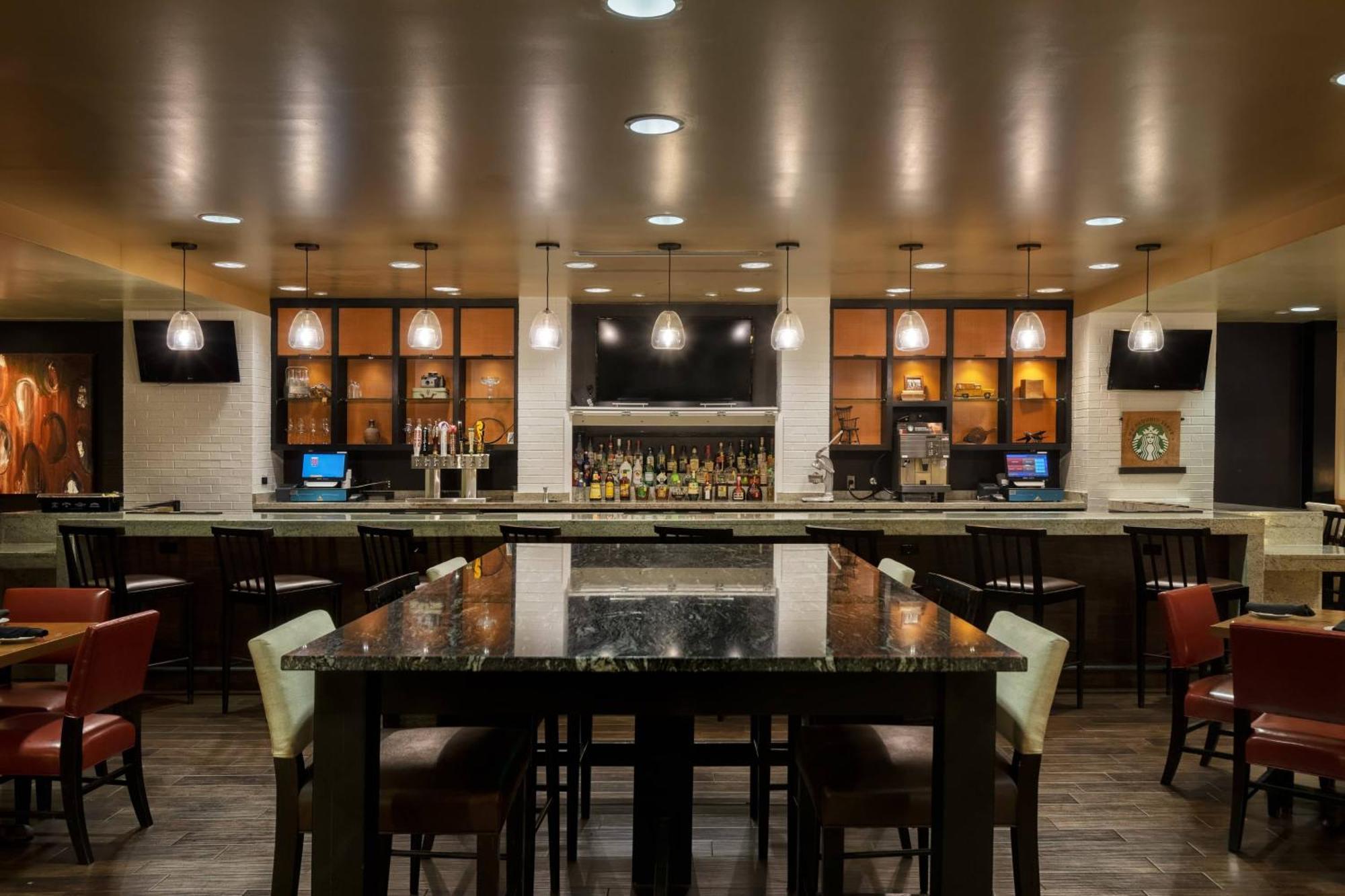 Greensboro-High Point Marriott Airport מראה חיצוני תמונה