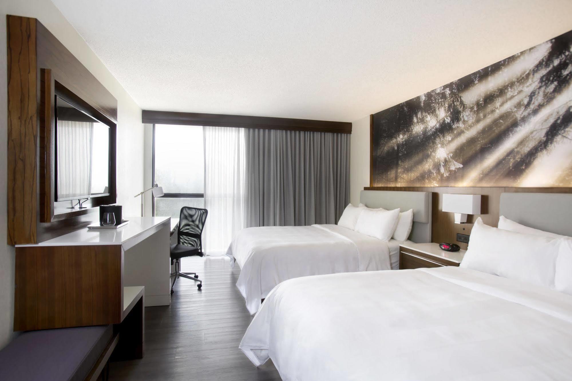 Greensboro-High Point Marriott Airport מראה חיצוני תמונה